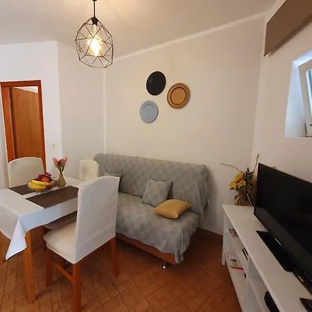 Barbara App2 Novigrad Istria